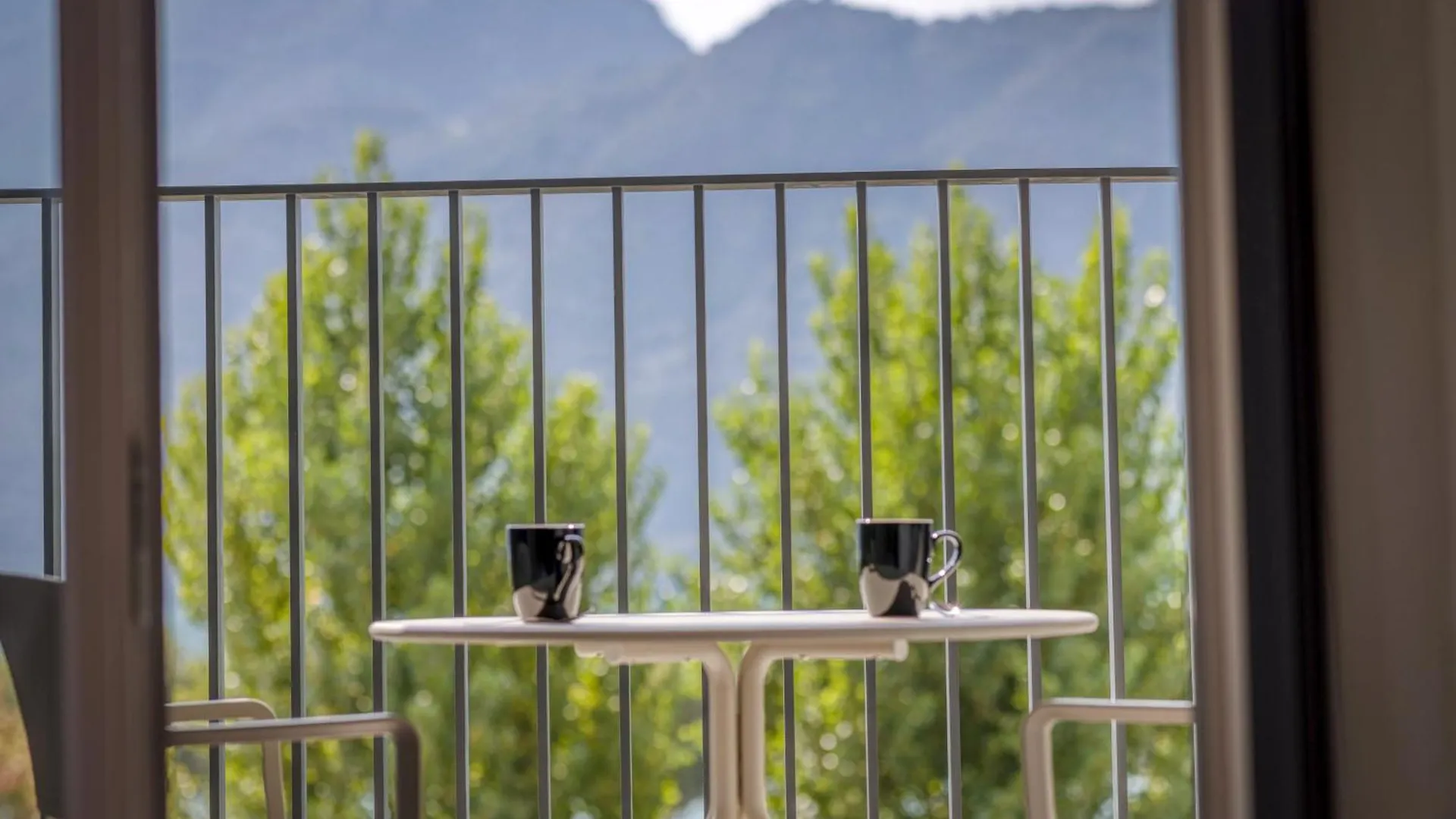 *** アパートホテル Kosy Appart'Hotels - Residence Du Lac エクスレバン フランス