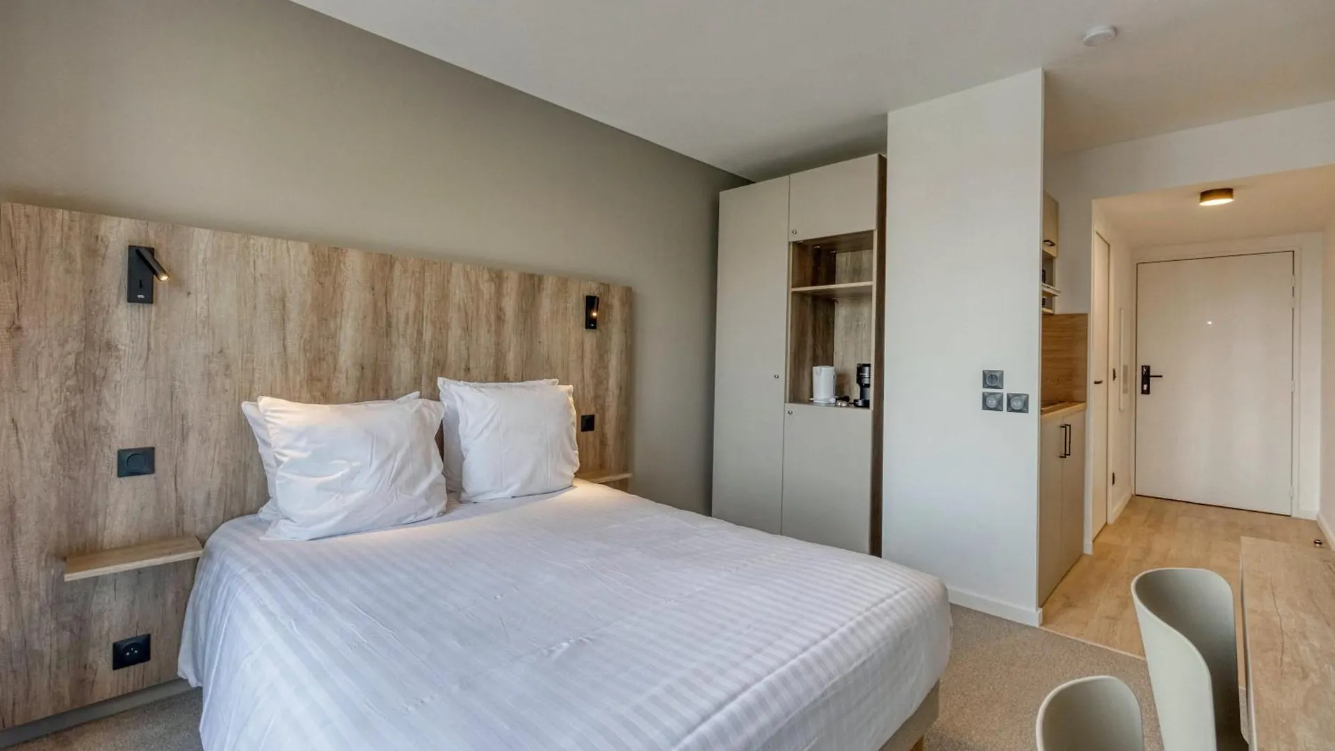 Kosy Appart'Hotels - Residence Du Lac エクスレバン 3*,