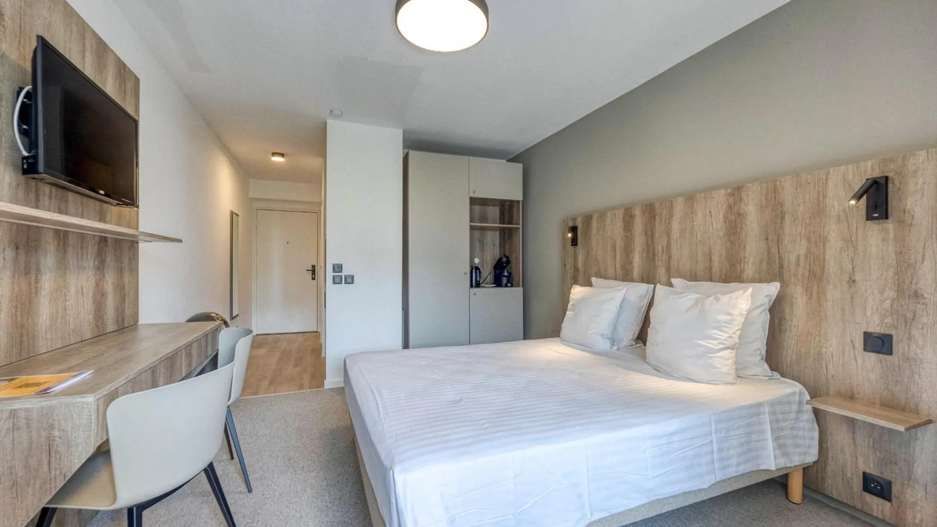 Kosy Appart'Hotels - Residence Du Lac エクスレバン 3*,  フランス