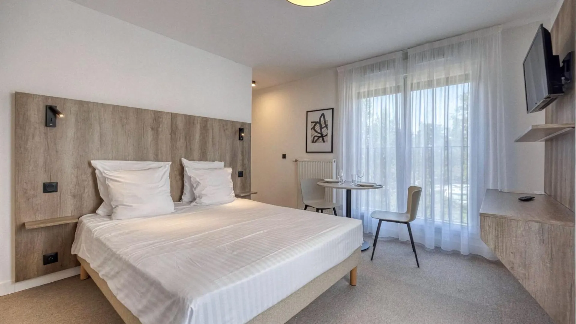 Kosy Appart'Hotels - Residence Du Lac Aix-les-Bains 3*,